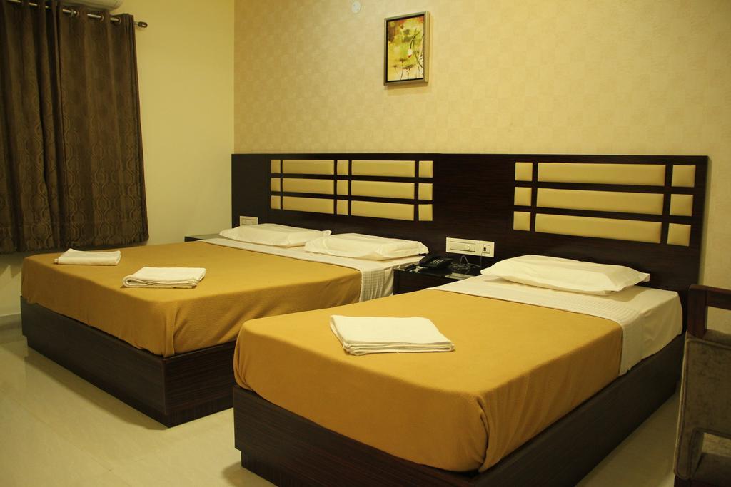 Hotel M.P Temples Inn Kumbakonam Chambre photo