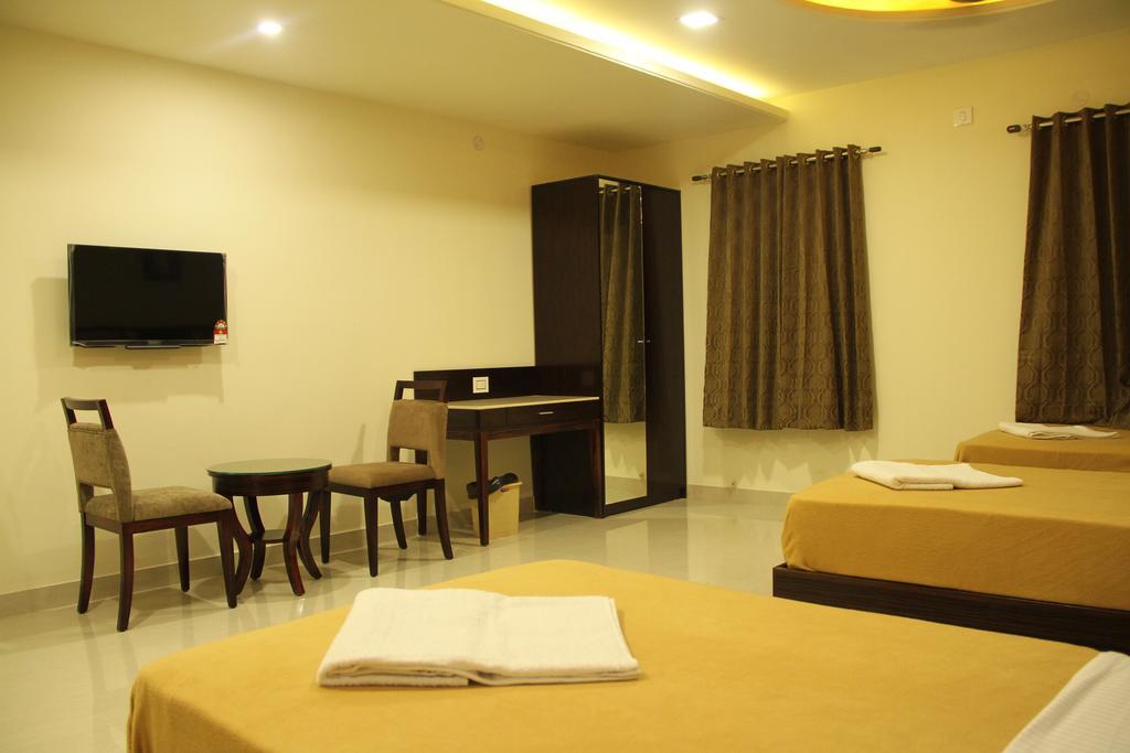 Hotel M.P Temples Inn Kumbakonam Chambre photo